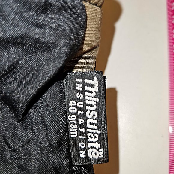 Thinsulate Insulation 40 Gram Men's Gloves ~ Small ~  Black with Skull Detail - Picture 2 of 5